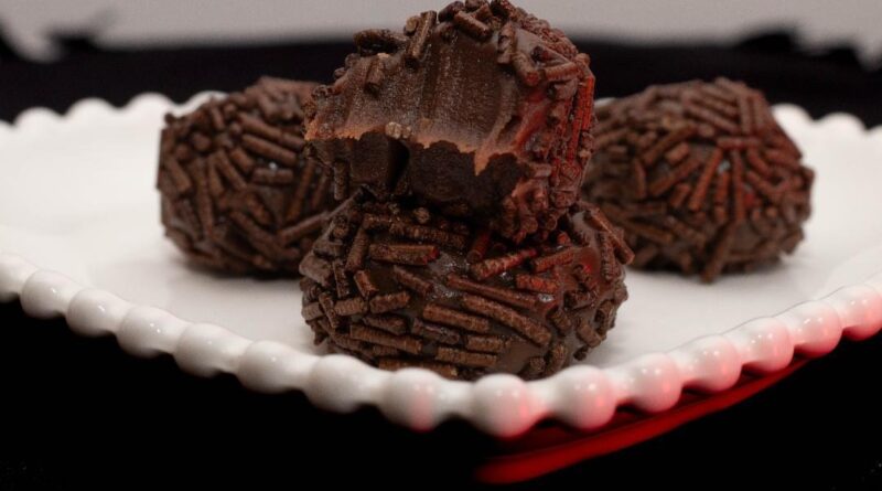 Setembro chegou, e você sabia que o brigadeiro tem um dia só para ele?