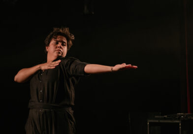 ELIPSE, da Definitiva Cia. de Teatro, retorna aos palcos em temporada no Teatro Municipal Ziembinski ELIPSE, da Definitiva Cia. de Teatro, retorna aos palcos em temporada no Teatro Municipal Ziembinski