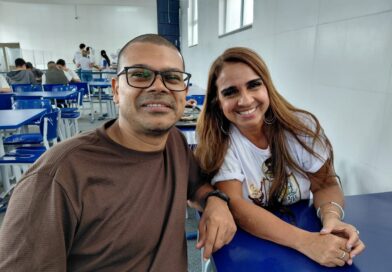 Professores destacam a importância da pesquisa e da aprendizagem prática na Semana de Ciência, Cultura e Tecnologia da ETE República Professores destacam a importância da pesquisa e da aprendizagem prática na Semana de Ciência, Cultura e Tecnologia da ETE República
